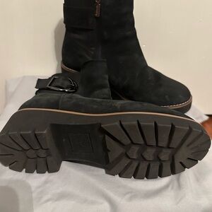 Women's Black Winter Boots with Sturdy Sole